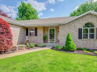 1415 McVey St, Mount Vernon, MO 65712