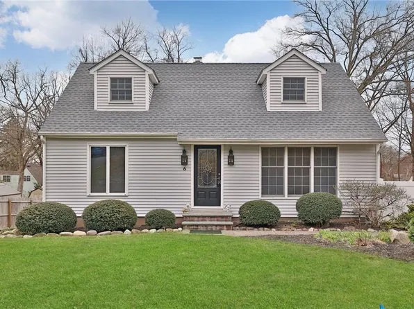 6 S Lexow Avenue, Nanuet, NY 10954