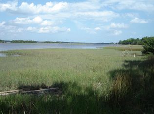 639 River Rd, Johns Island, SC 29455