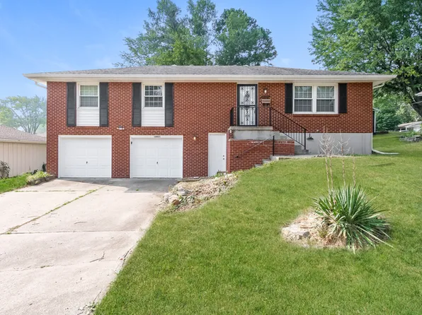 16421 E 29th Ter S, Independence, MO 64055