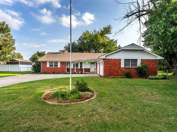 512 W Kansas St, Jones, OK 73049