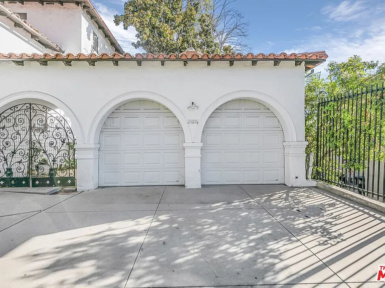1530 Valley View Rd — Photo 23