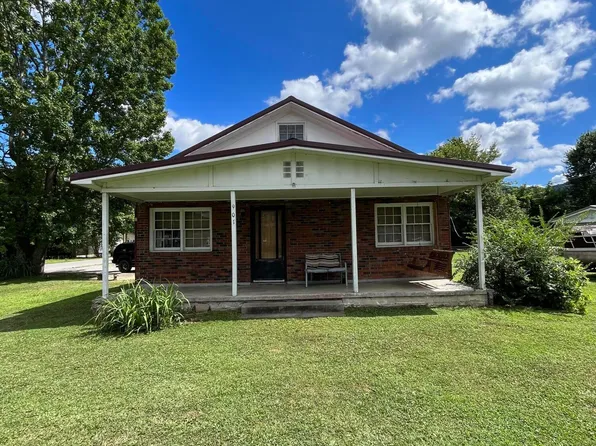 901 Exeter Ave, Middlesboro, KY 40965