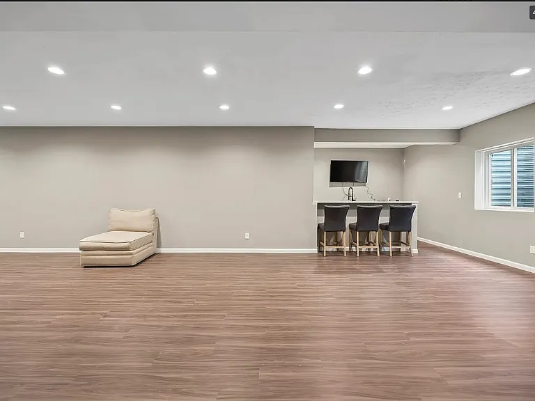 16492 Wilsons Farm Dr — Photo 33