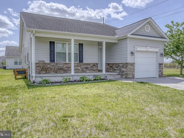 77 Red Chestnut Dr, Camden Wyoming, DE 19934