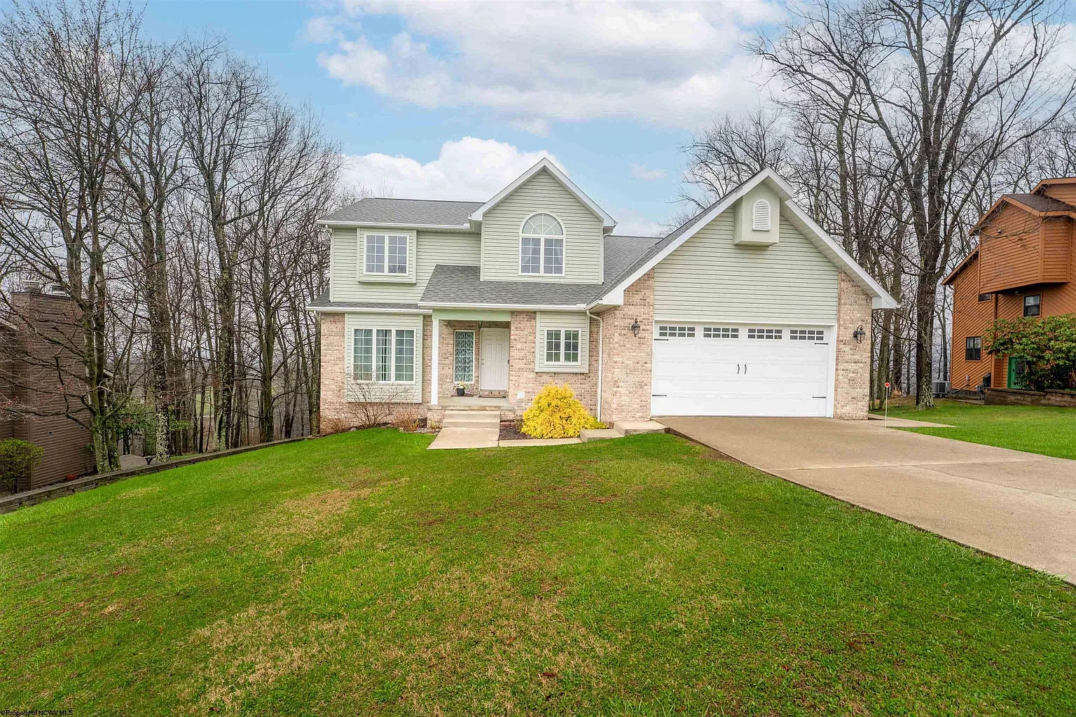 1229 Kings Rd photo 1