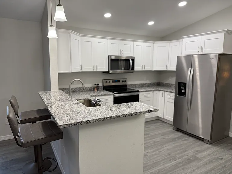 3121 Shimmer Way — Photo 4