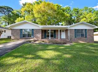 3 Pope Ct, Fairhope, AL 36532