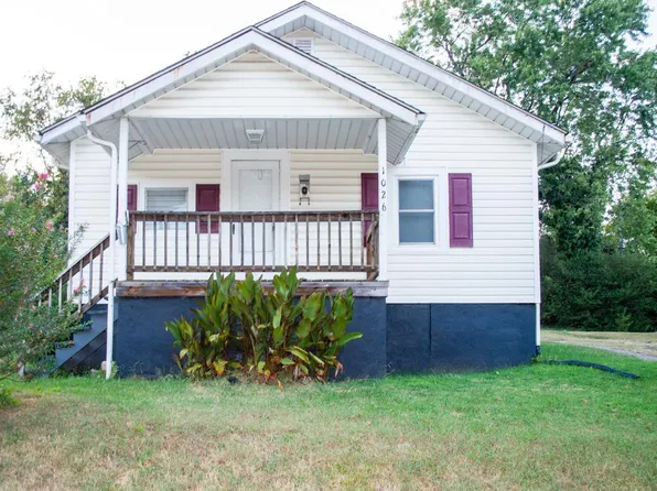1026 7th St, Altavista, VA 24517