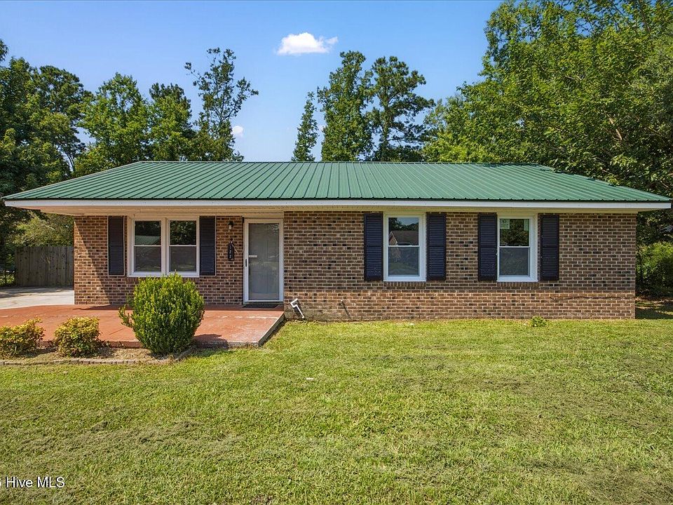 1st image of 122 Candlewood Drive