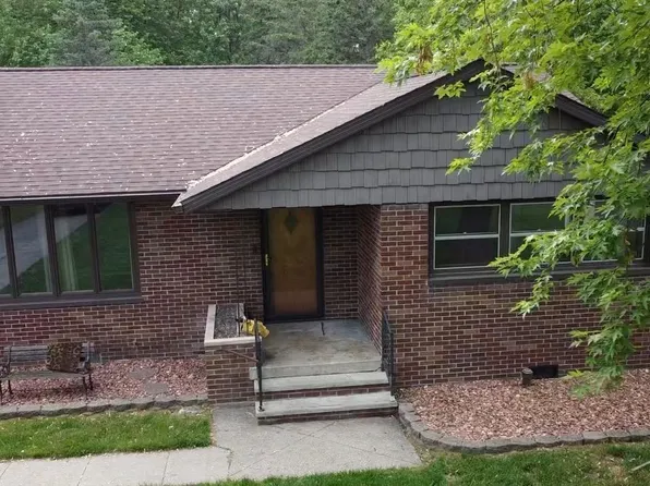 1273 Harding Rd, Essexville, MI 48732