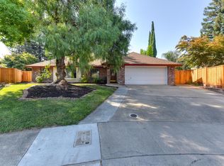 9 Chickadee Ct, Sacramento, CA