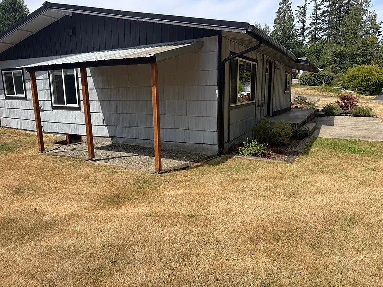 1178 Puget Dr SE — Photo 3