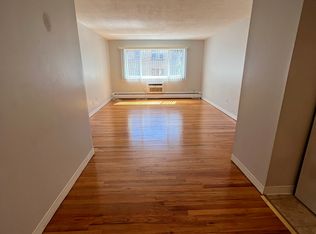 290 Corey Rd APT 32, Brighton, MA 02135