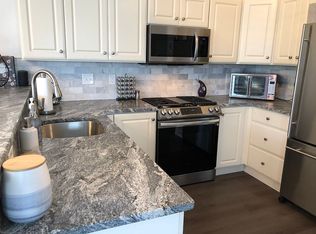 117 Glenwood Dr, Sellersville, PA 18960