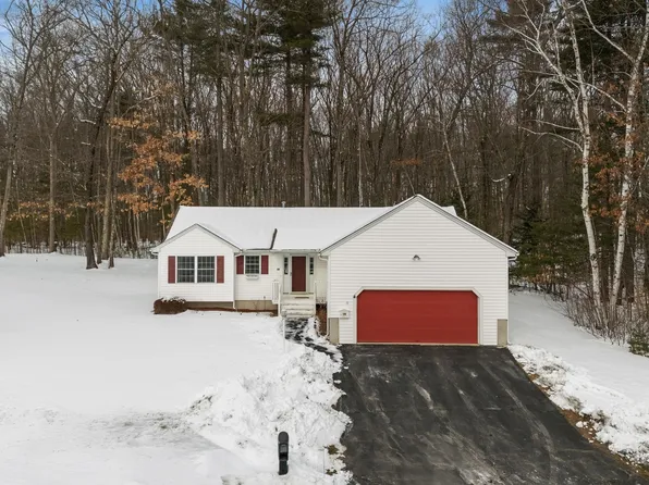 19 Glasgow Circle, Hudson, NH 03051