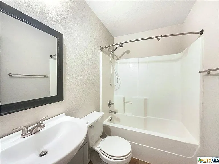 3307 Lorena Dr — Photo 7
