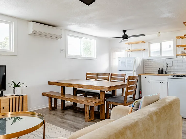 Enjoy your home cooked meals in our fully stocked kitchen!
