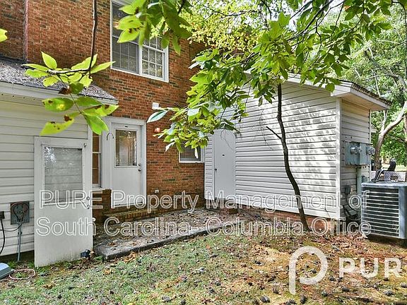 5th image of 121 Manorwood Ct #C