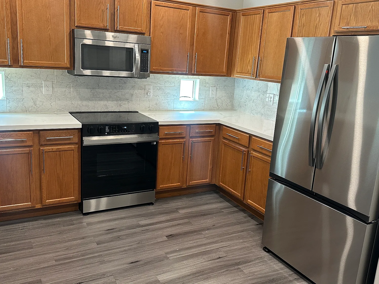 4 bed, 2064 sqft, $2,000 — Photo 2