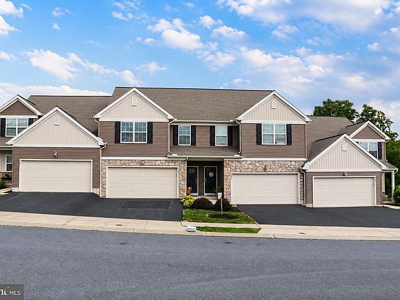 2nd image of 803 Anthony Dr