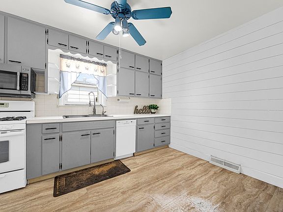 5th image of 315 N 7th Ave