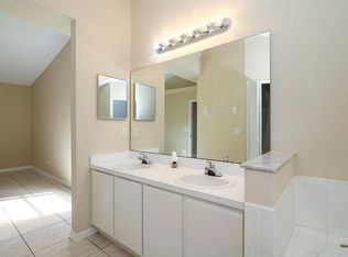 143 Colonial Woods Blvd, Orlando, FL 32826