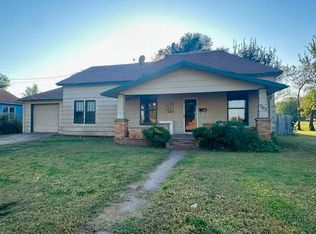 303 9th St, Alva, OK 73717