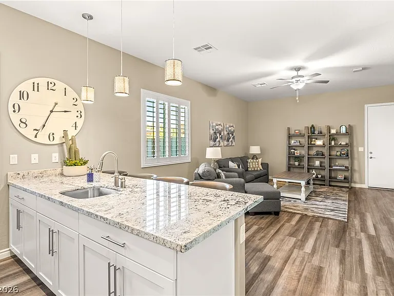 1133 Pandora Canyon St — Photo 32