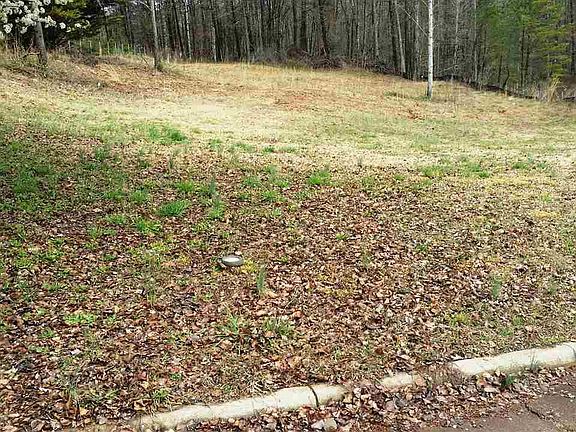 2nd image of 105 Sunset Mountain Ct
