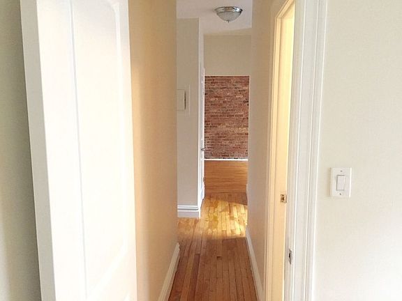 5th image of 345 E 12th St APT 25