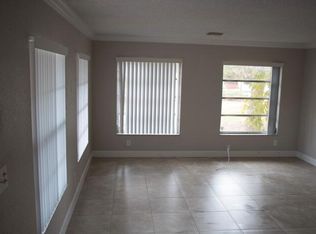 287 SE 8th Ter, Deerfield Beach, FL 33441
