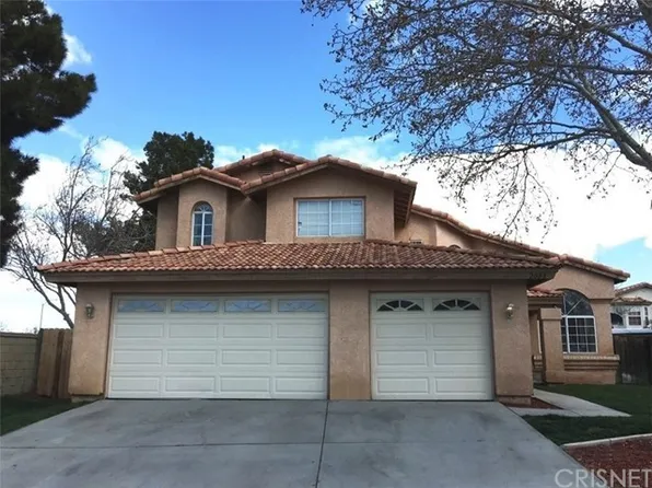 2003 E Ivyton St, Lancaster, CA 93535
