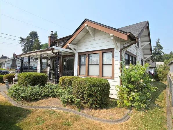 723 5th Avenue NW, Puyallup, WA 98371