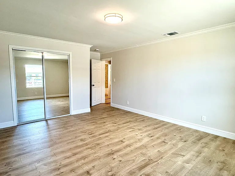 28351 Mace Blvd — Photo 21