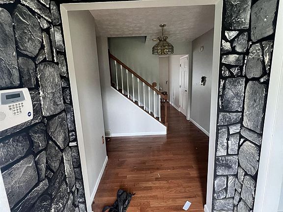 3rd image of 1376 Whites Creek Rd