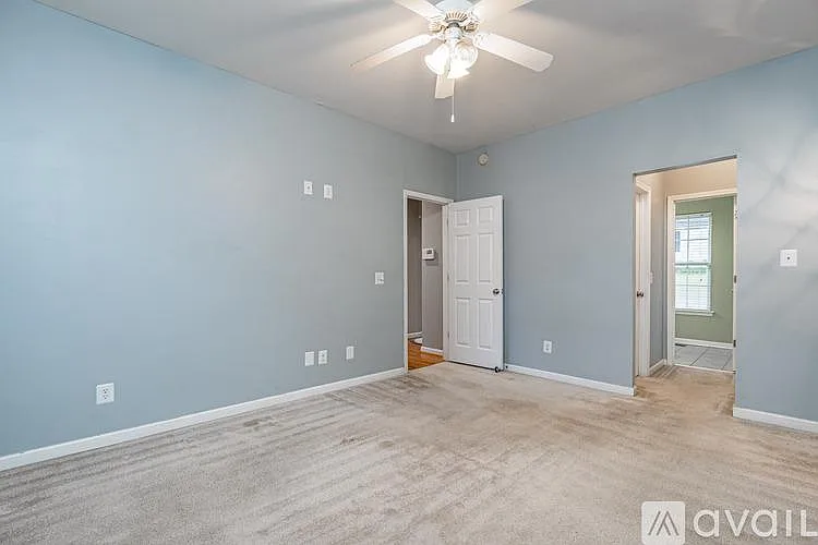 520 Summerlea Dr — Photo 16