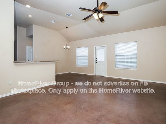 4th image of 2538 Pahmeyer Rd