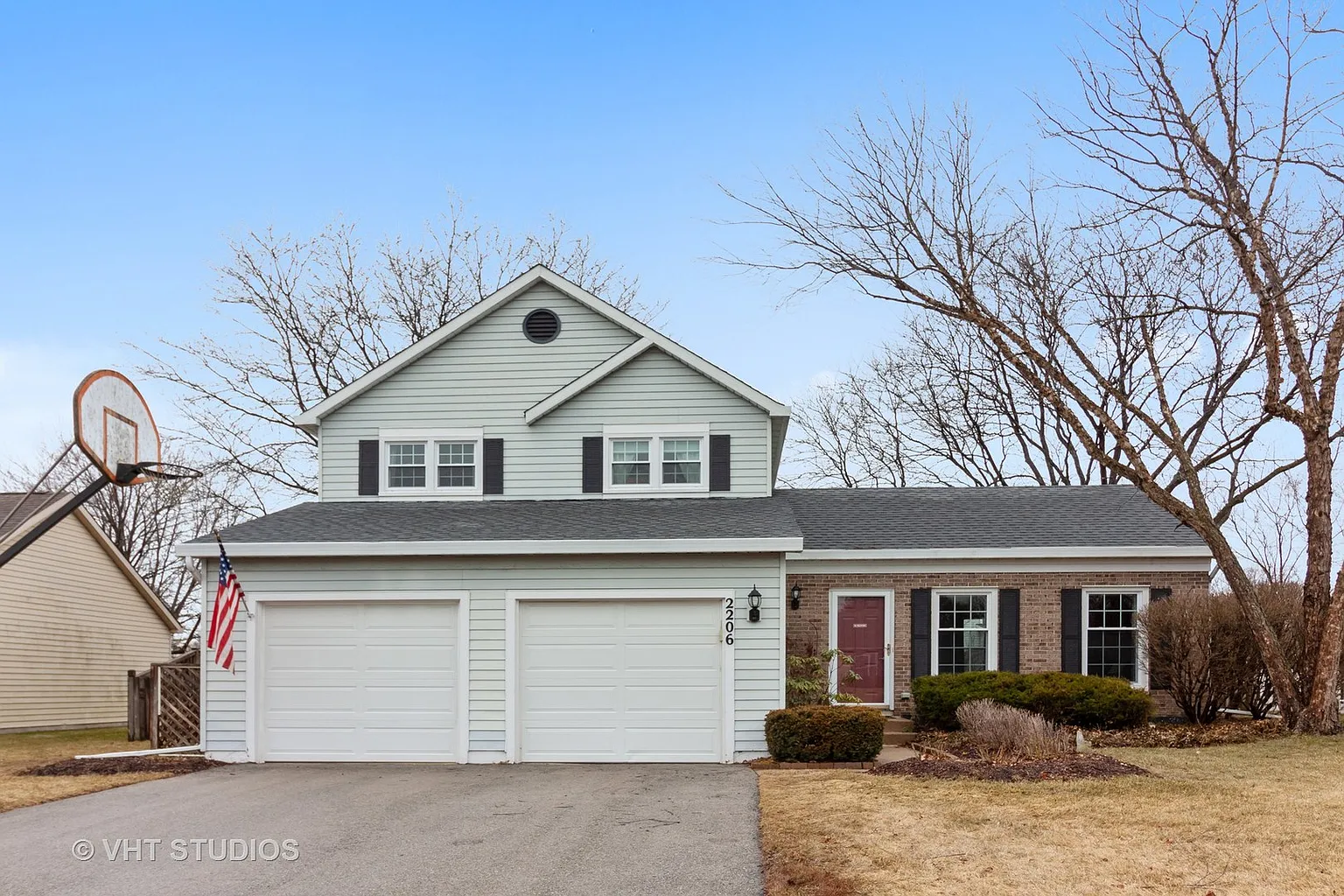 2206 Stirrup Ln photo 1