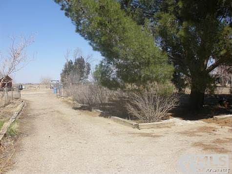 2nd image of 13329 E Avenue H