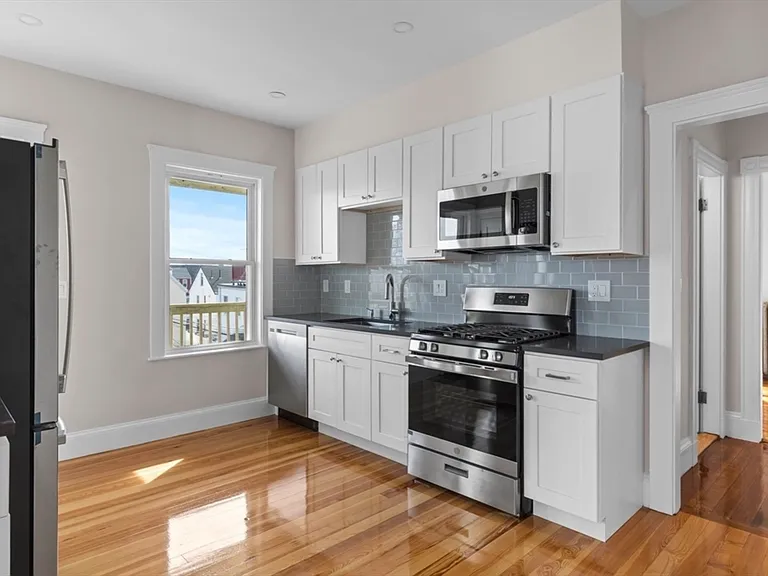 7 Speedwell St #C — Photo 3