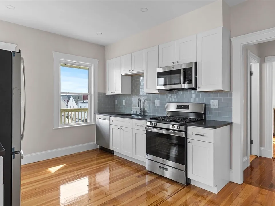 7 Speedwell St #3