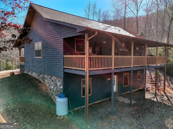 202 Ligustrum Ln, Blairsville, GA 30512