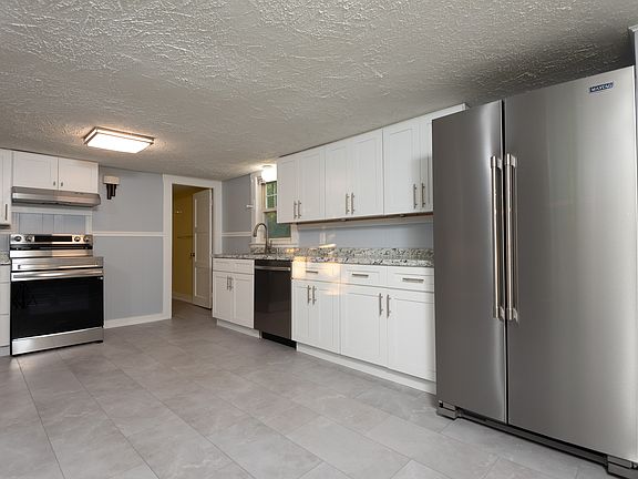 3rd image of 6A Roy St #6A