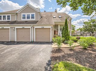 334 Wexford Ct, Carol Stream, IL 60188