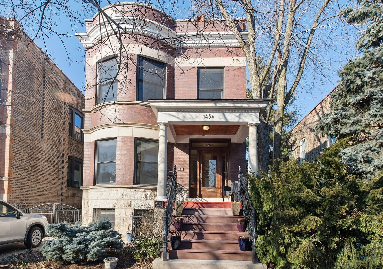 1454 W Farragut Ave, Chicago, IL 60640 Zillow