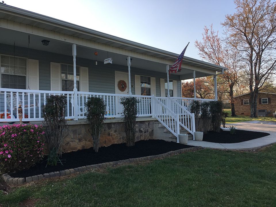 1st image of 908 Lincoln Dr