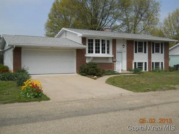 610 Coronado St, South Jacksonville, IL 62650