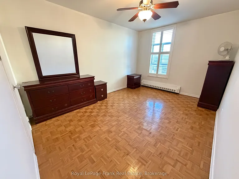 895 Kennedy Rd #402 — Photo 18
