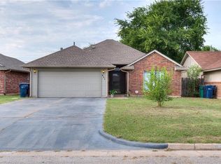 621 NW 113th St, Oklahoma City, OK 73114